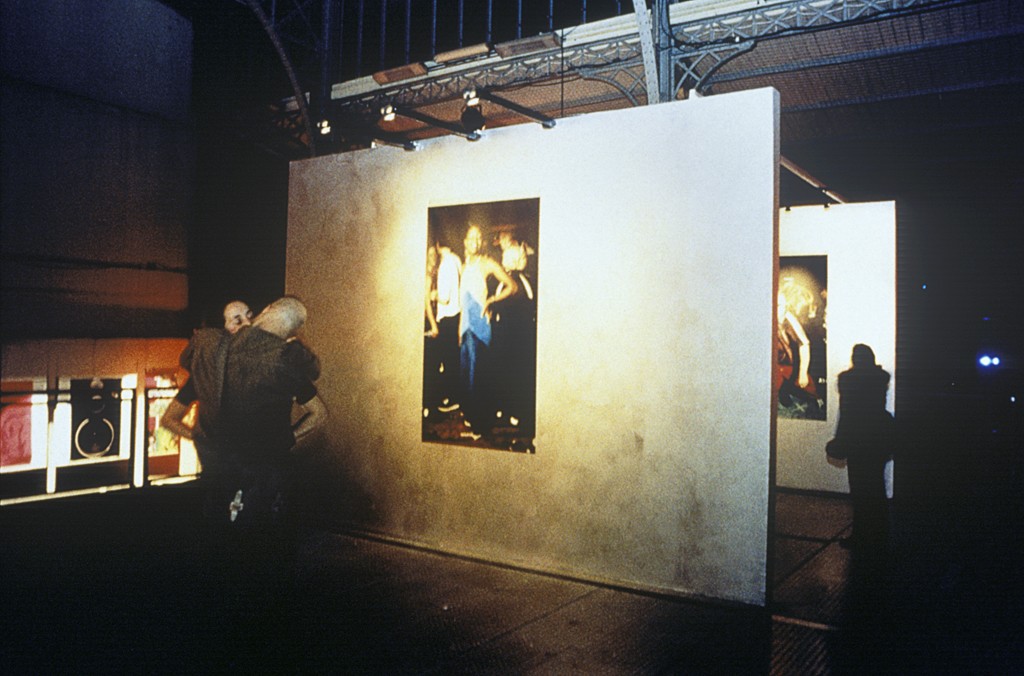 Vue de l'exposition de Caroline Hayeur, la Grande Halle de la Villette.